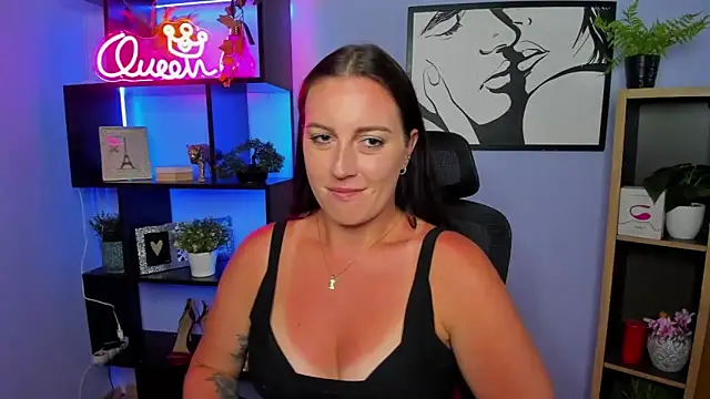 FUN_AMI Adlı Modelin Canlı XXX Sohbeti