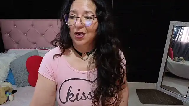 دردشة katifoxx الجنسية المباشرة
