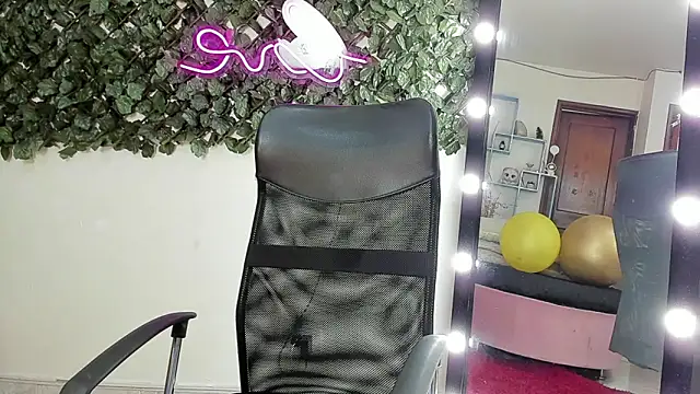 DestinyHills   라이브 XXX 채팅