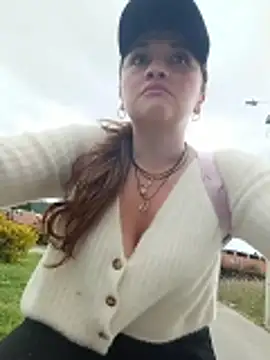 Alejandra_N লাইভ XXX চ্যাট