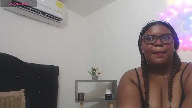 Chat XXX en directo de Gibi_BBW