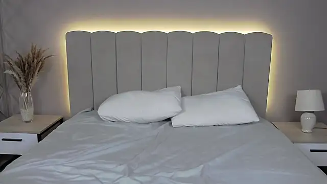 MadlenMelo Live XXX Chat