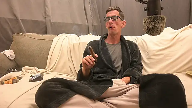 הופעת וובקאם של joeiandola