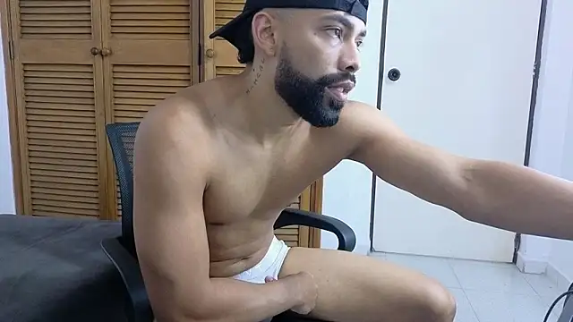 Blade_millerr – webcam-show