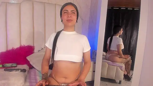 Živý XXX chat HannahCooper_