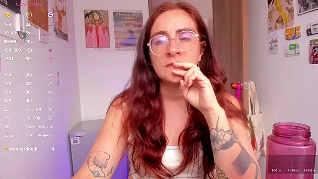 Živý XXX chat linda_giggle