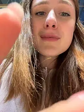 Dina_Tease élő XXX-chatje