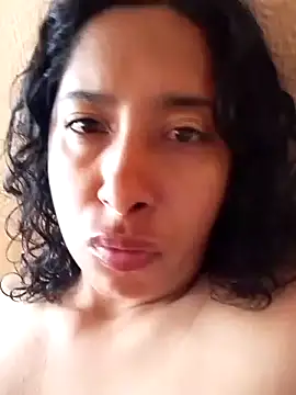 hotaniani Live XXX Chat