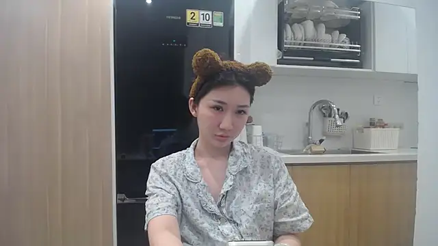 Asiagirll 现场XXX聊天