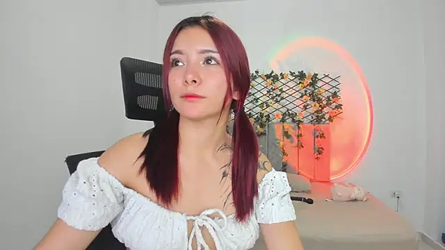 XXX chat uživo modela Hanni_Dulce