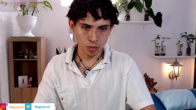 Chat XXX ao vivo de Magnuz_Col