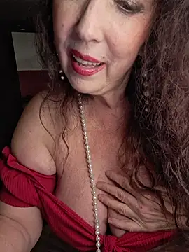 GypsyEsmeralda XXX чат на живо
