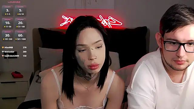 Tanya_M webkamerás műsora