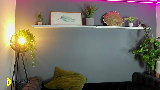 Kira_Exe_'s Live XXX Chat