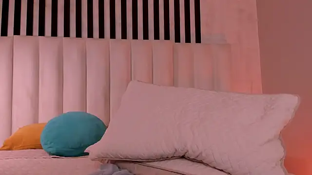ErikaBenz_ Live XXX Chat