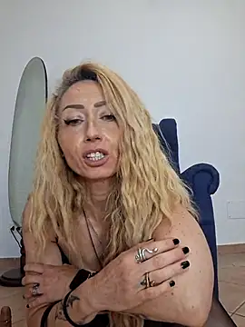 دردشة harleyejoker1 الجنسية المباشرة