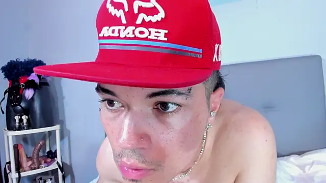 Онлайн чат XXX Briian__