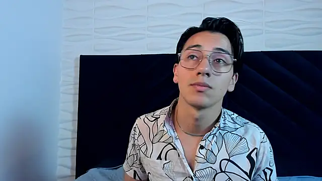 Andy_Joy_ 网络视讯表演
