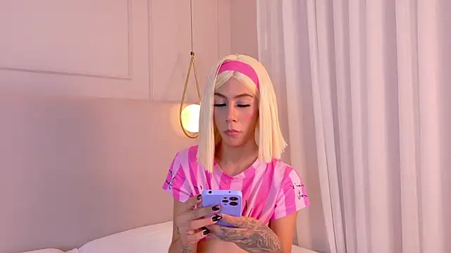 ZoeyPetit Live XXX-chat
