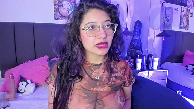 Chat +18 de SabrinaV_ ao vivo
