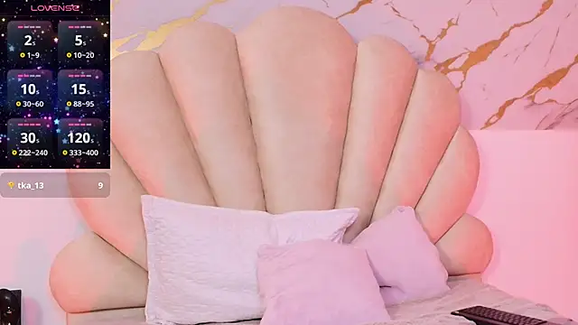 HemmaStarn Live XXX chat