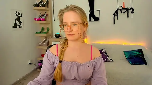 Czat XXX na żywo – NancyHottie