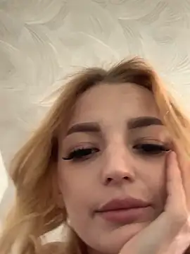 Czat XXX na żywo – SashaPri