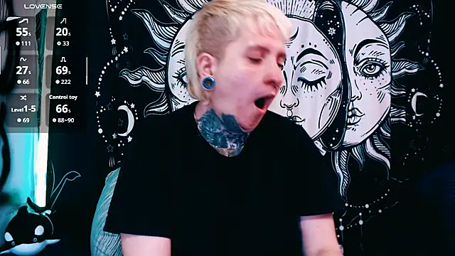 Marieblueeyes 网络视讯表演