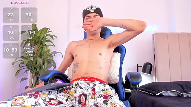LennerCollins_ webkamerás műsora