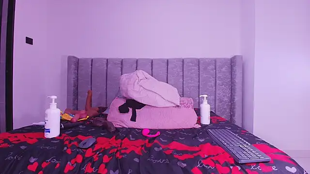XXX chat uživo modela rubihops