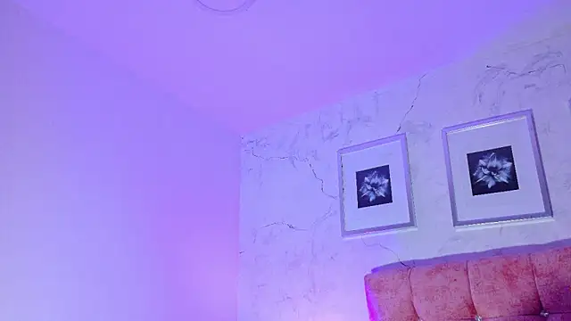 Mila_Dreamm Adlı Modelin Canlı XXX Sohbeti