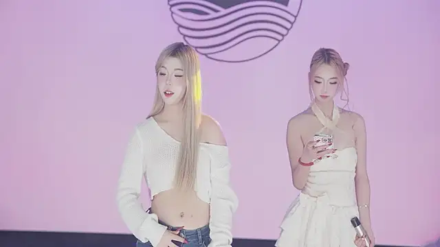 sweetgirls888 网络视讯表演