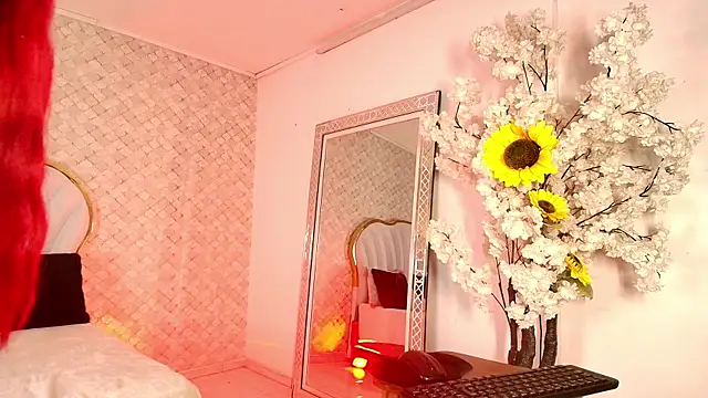 KatyaJackson Adlı Modelin Canlı XXX Sohbeti