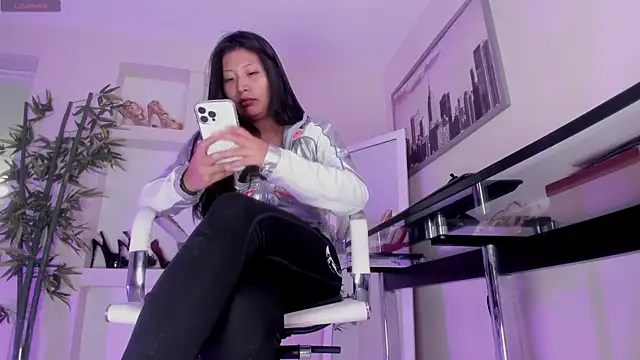 غرفة دردشة hannah_howeell__ المباشرة
