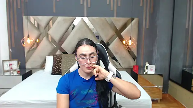 MartinaaFit's Live XXX Chat