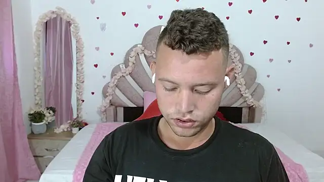 sven_fox723 webkamerás műsora