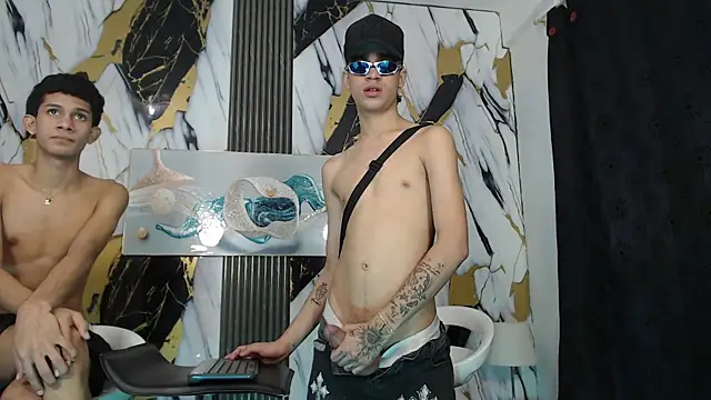 TWINKS_BOYSXn Webbikameraesitys
