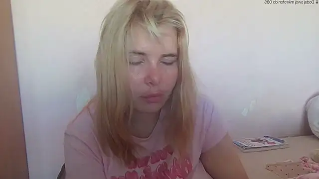 HornyElena's Live XXX Chat