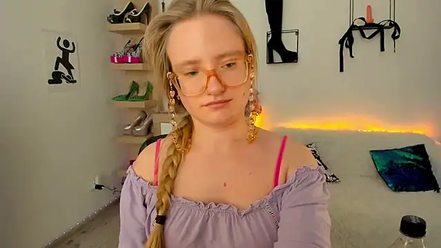 NancyHottie Adlı Modelin Canlı XXX Sohbeti
