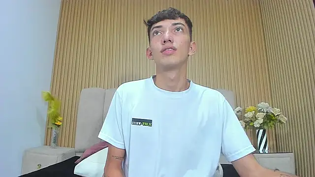 MichaelVasquex Live XXX-Chat