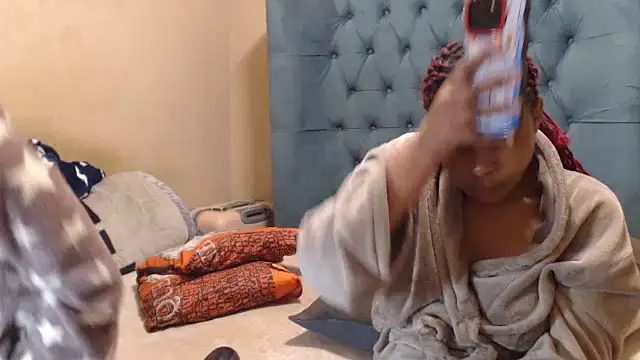 EbonyEssence – live chatrum