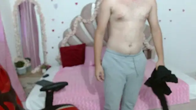 sven_fox723 网络视讯表演