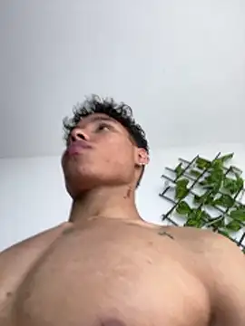 XXX chat uživo modela NelModel1