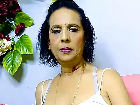 Hot_queen58 现场XXX聊天
