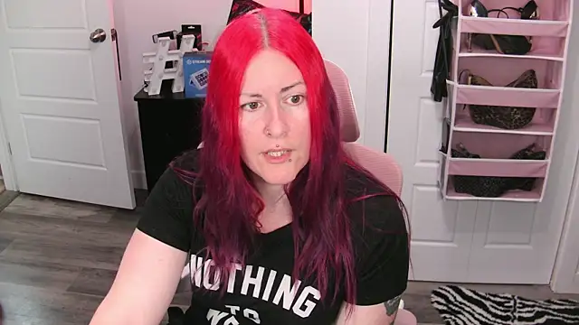 צ'אט XXX בשידור חי של gennyrock