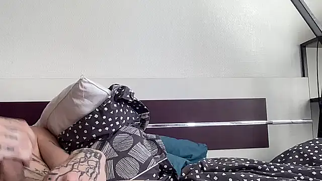ANTEROSS Adlı Modelin Canlı Sohbet Odası