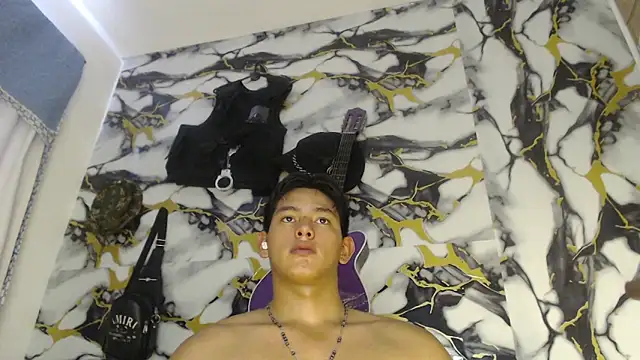 Hiroshi_Shen Live XXX Chat