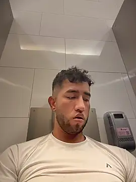 liam_bronw élő XXX-chatje