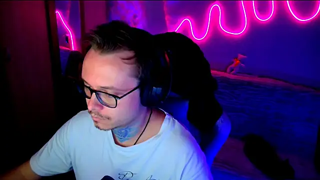 MeLanXolik Webcam show
