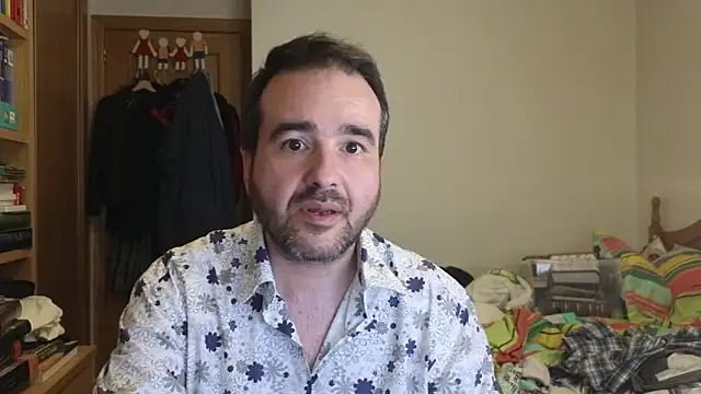 Chat +18 de curiosillo83 ao vivo
